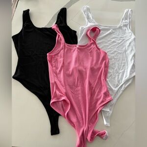 Set of 3 size L bodysuits